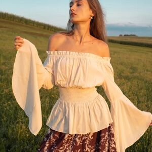 Belle Paque Retro Midieval Off Shoulder Peasant Bell Sleeves Top Size 2XL Boho